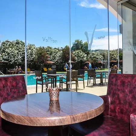 Vallian Village 3*