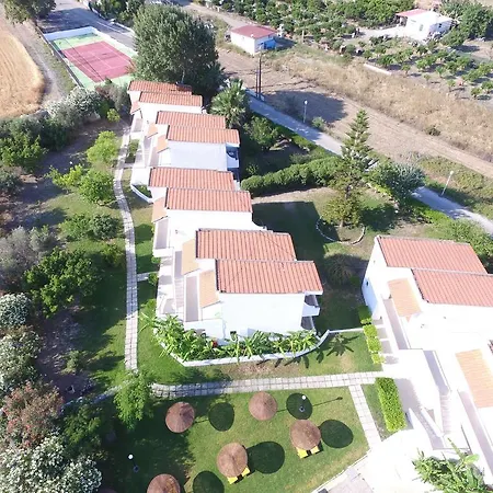 Hotell Vallian Village 3*