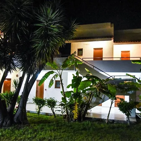 Vallian Village 3*